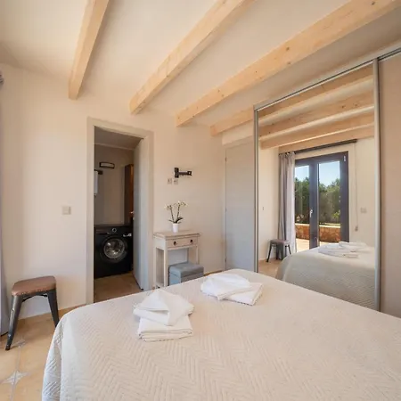 Panorama View - Ostria And Levante *
